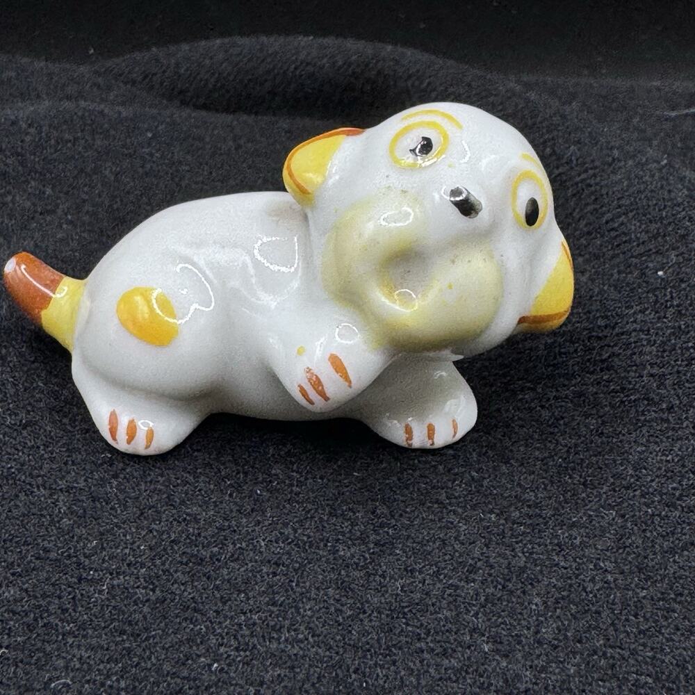 Vintage Comical Funny Porcelain Dog Puppy Figurine Japan